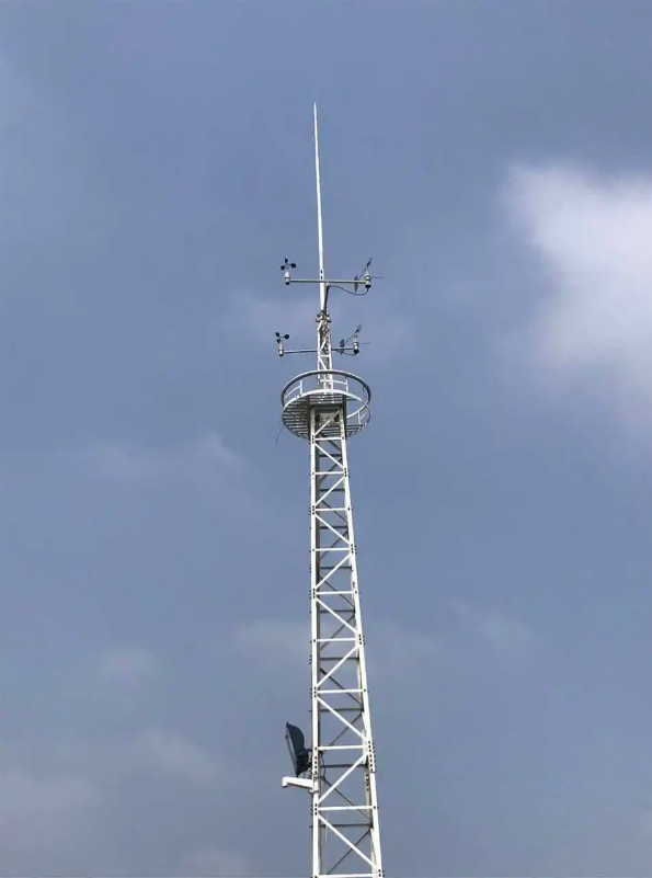 Apakah Menara Pemantauan Weteorologi?